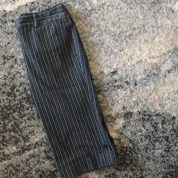 Larry Levine Stretch Wide Leg Capri - Picture 2 of 13